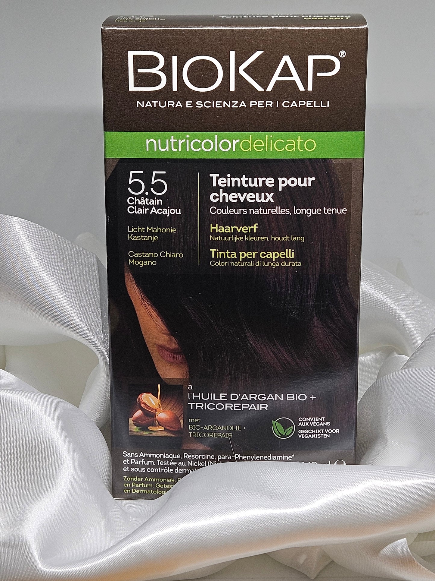 Coloration 5.5 chatain claire acajou biokap La farigoule mille et une plante