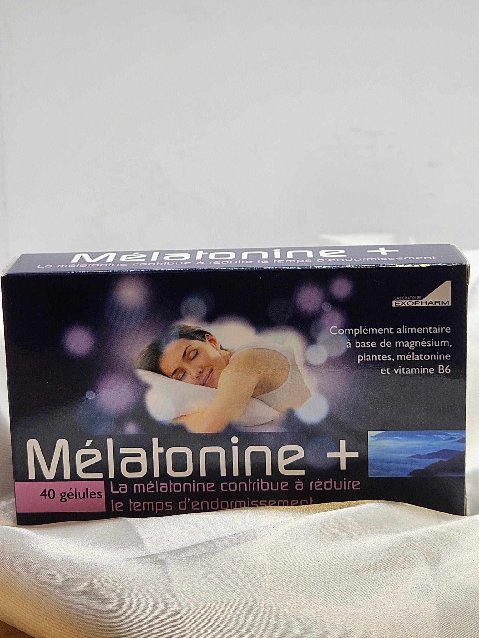 Melatonine + Nutrition concept - La farigoule mille et une plante