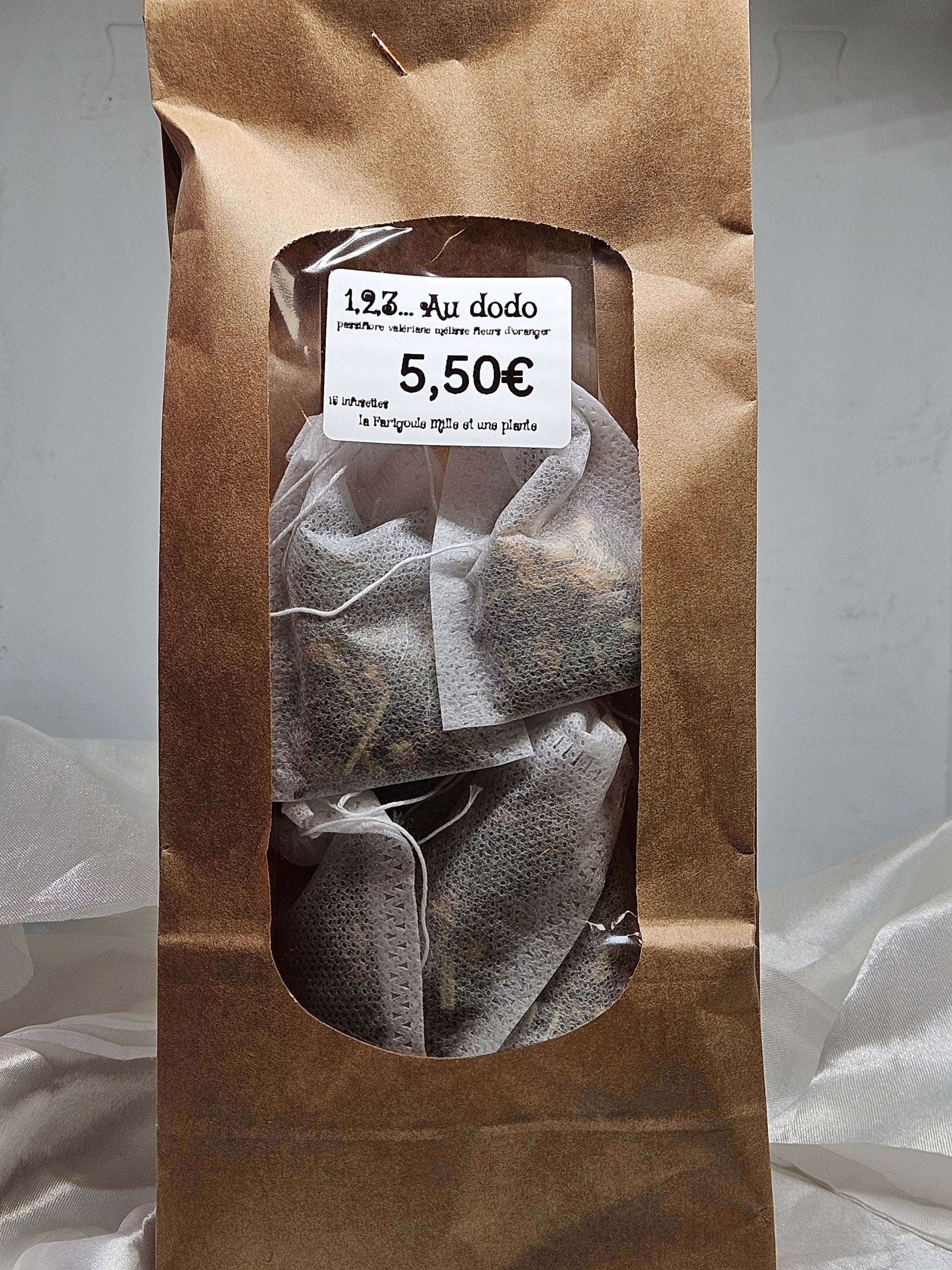 Infusettes 1 2 3 au dodo ( passiflore valériane melisse fleurs d'oranger ) 15 Infusettes La farigoule mille et une plante
